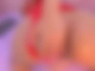 Live cam show with CataleyaBianchi - Barelylegal on makecum.org