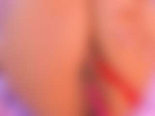 CataleyaBianchi's Live Sex Cam Show
