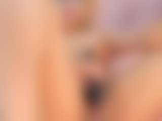 CataleyaBianchi's Live Sex Cam Show