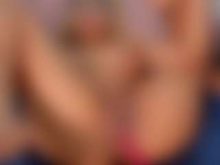 CataleyaBianchi's Live Sex Cam Show