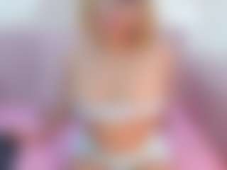 Live cam show with CataleyaBianchi - Baby on Dare Cams