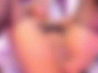 Live cam show with CataleyaBianchi - Barelylegal on Fling VIP Chat