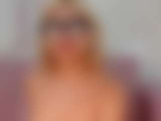 Live cam show with CataleyaBianchi - Fingerass on sexytreat.net