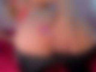 CataleyaBianchi's Live Sex Cam Show