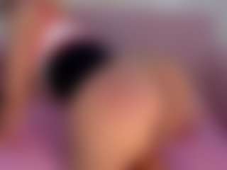 CataleyaBianchi's Live Sex Cam Show