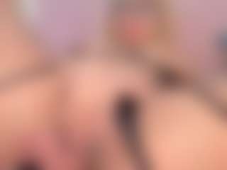 Live cam show with CataleyaBianchi - Lovely on livesexfox.com
