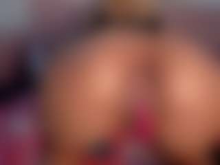 Live cam show with CataleyaBianchi - Baby on hotwifechat.live