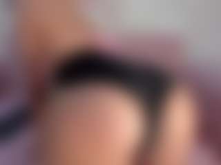 Live cam show with CataleyaBianchi - Lovely on Dolls Live