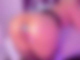 Live cam show with CataleyaBianchi - Barelylegal on makecum.org