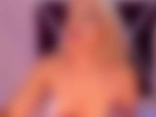 Live cam show with CataleyaBianchi - Girlnextdoor on Mixed Magazine Live