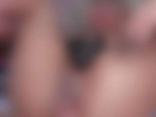 CataleyaBianchi's Live Sex Cam Show