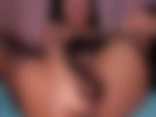 Live cam show with CataleyaBianchi - Lovely on CamwithHer