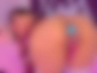 Live cam show with CataleyaBianchi - Shaved on Camsoda