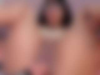 CataleyaBianchi's Live Sex Cam Show