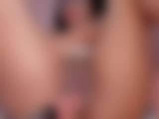 CataleyaBianchi's Live Sex Cam Show