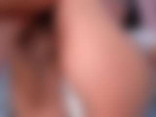 CataleyaBianchi's Live Sex Cam Show
