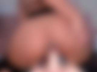 Live cam show with CataleyaBianchi - Cute on friskycurves.com