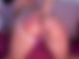 Live cam show with CataleyaBianchi - Lovely on Camsoda