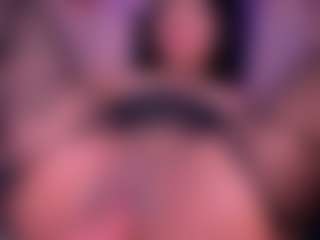 Live cam show with CataleyaBianchi - Girlnextdoor on Camming Site