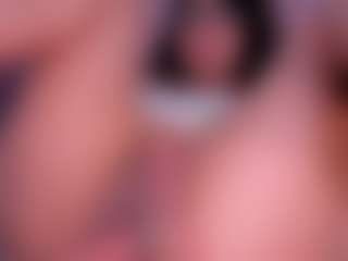 CataleyaBianchiとのライブチャットショー - CamsodaのCum