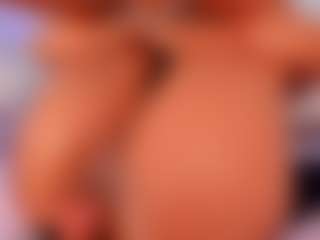 CataleyaBianchi's Live Sex Cam Show