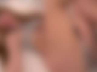 Ellie's Live Sex Cam Show