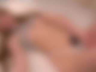 Ellie's Live Sex Cam Show