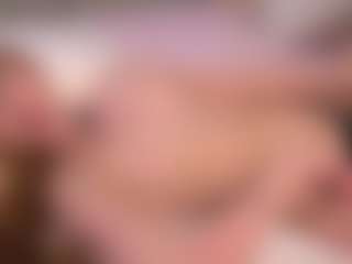 Ellie's Live Sex Cam Show