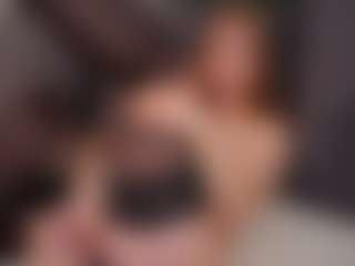 Live cam show with Ellie - Camel Toe on Instabang