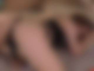 Live cam show with Saint_Trisha - Blue Eyes on TeamSkeetLive