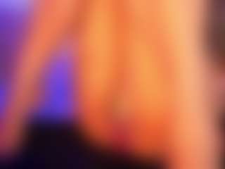 Live cam show with Alice - Brown Eyes Black on Camsoda