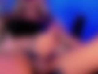 Live cam show with Nicol_gill - Young Adult on CamwithHer