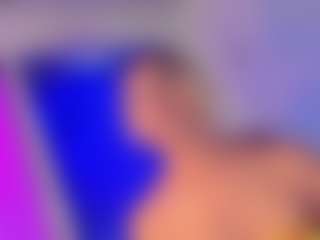 Live cam show with Nicol_gill - Black Hair on Camsoda