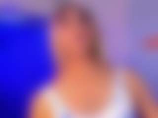 Live cam show with Nicol_gill - Italian on CamwithHer | colombia