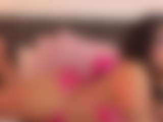 DaniLopezzz ®'s Live Sex Cam Show