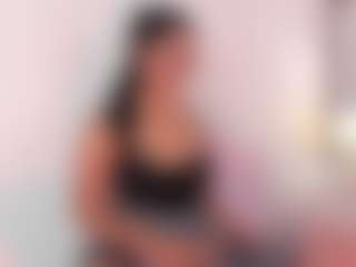 Live cam show with DaniLopezzz ® - Public on Mixed Magazine Live