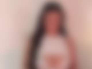 Live cam show with DaniLopezzz ® - Public on SinfulBabes