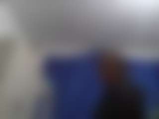 Live cam show with charis-bellota - Milk on xxxlivecams.org