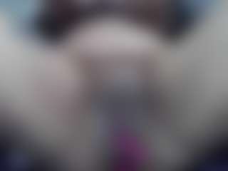 charis-bellota's Live Sex Cam Show