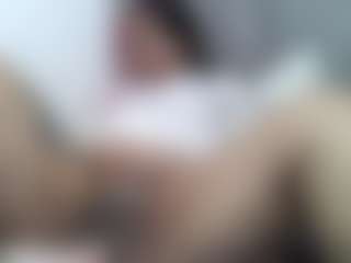 Live cam show with charis-bellota - Public on hrnylive.com