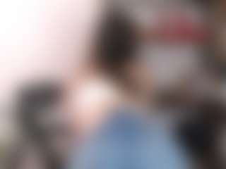 Live cam show with MegiDesire - Fit on CamClone