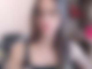 Spettacolo in cam dal vivo con MegiDesire - Sph su Camsoda
