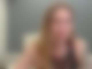 Live cam show with TessaDaybreak - Domination on AdultVida.com