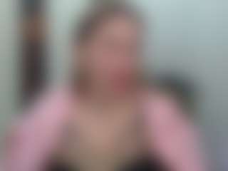 Live cam show with TessaDaybreak - Yoga on StripNow