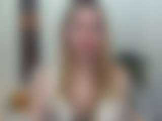Live cam show with TessaDaybreak - Mature on Soda Cam