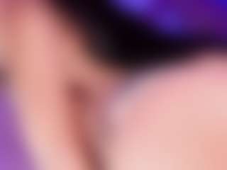 Angeles-Bust's Live Sex Cam Show