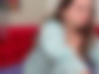 Live cam show with MonikaCharming - Cute on Hubzter Live