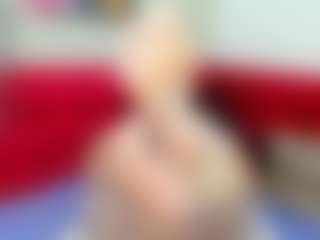 Live cam show with MonikaCharming - Average on xxxlivecams.org