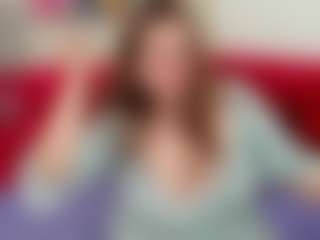 Live cam show with MonikaCharming - Ass Bouncing on Soda Cam