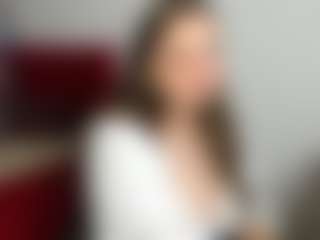 Live cam show with MonikaCharming - Flashing on livesuperchat.net